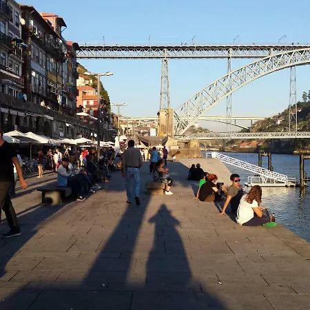Lägenhet Historic At Unesco Area, In Front Of Wine Caves Oporto
